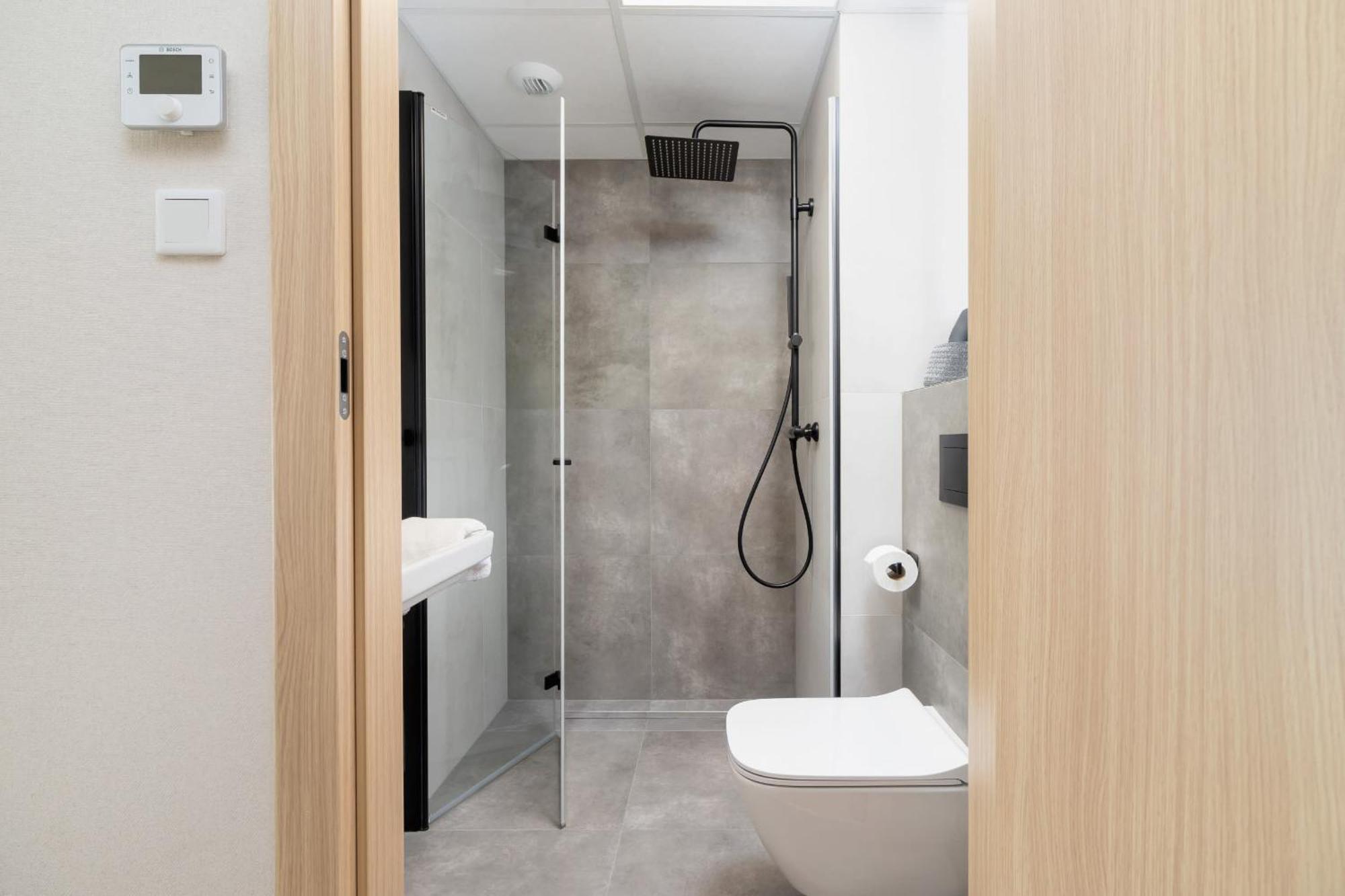 Modern Studios With Air Conditioning In Downtown Krakow By Noclegi Renters Bagian luar foto