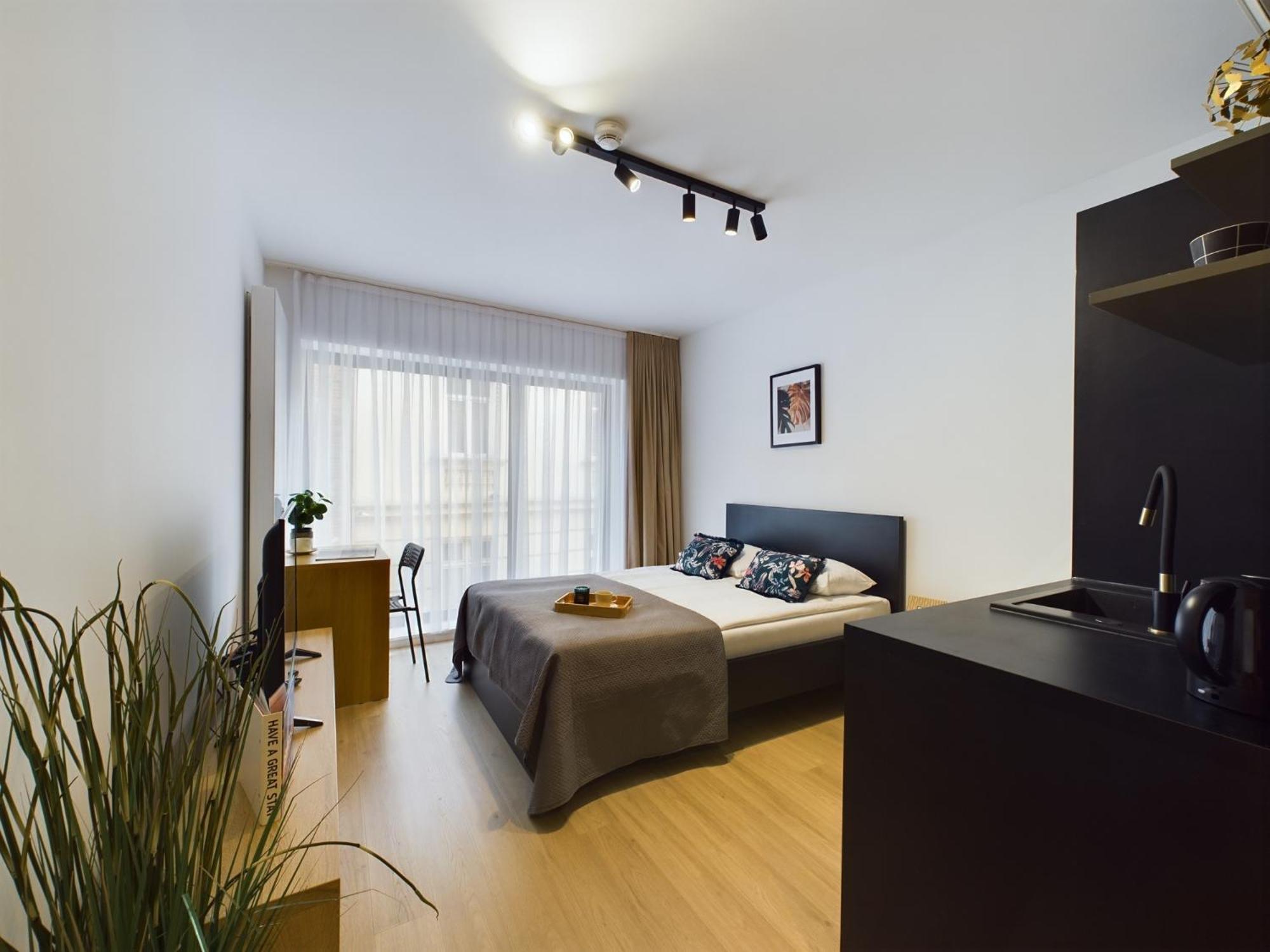 Modern Studios With Air Conditioning In Downtown Krakow By Noclegi Renters Bagian luar foto